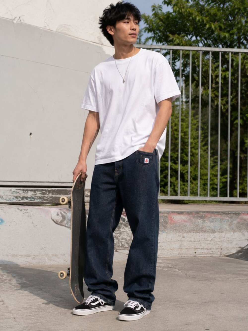 RDS Red Dragon Apparel Men's Dark Wash Skate Jeans Embroidered Logo - Size 34
